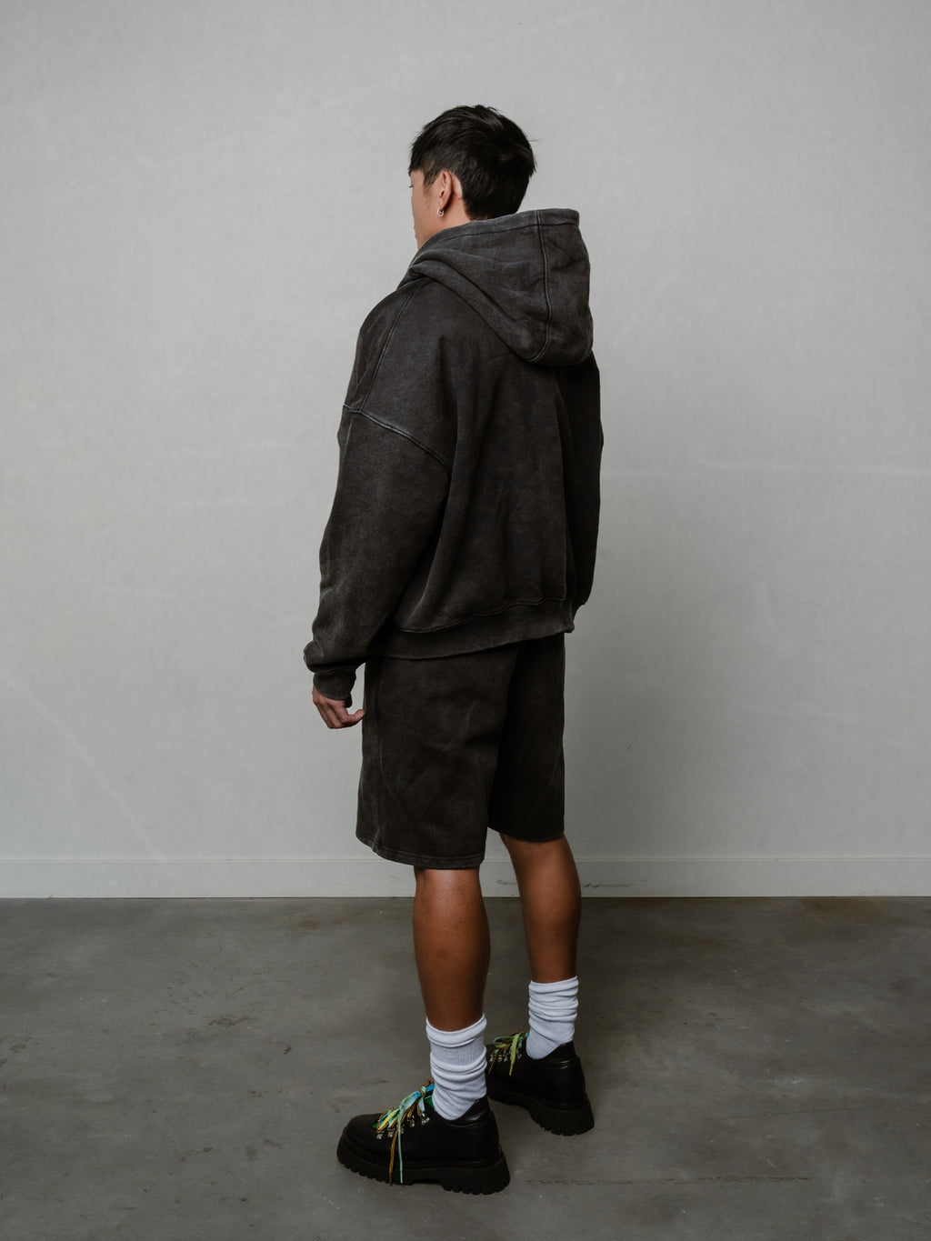 TOUSUNI BLACK HOODIE