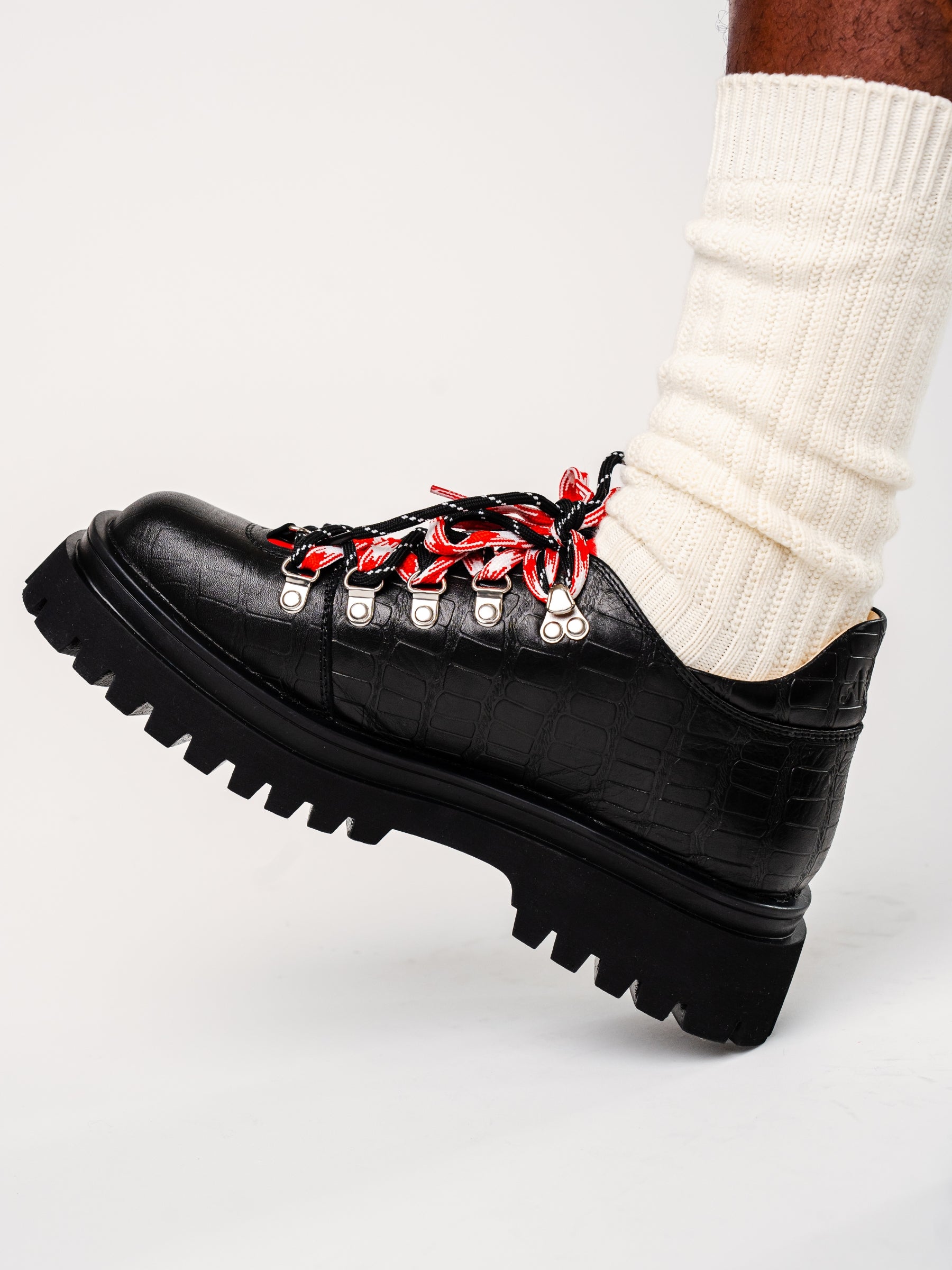 BLACK "MOKONZI" BOOTS BY LU