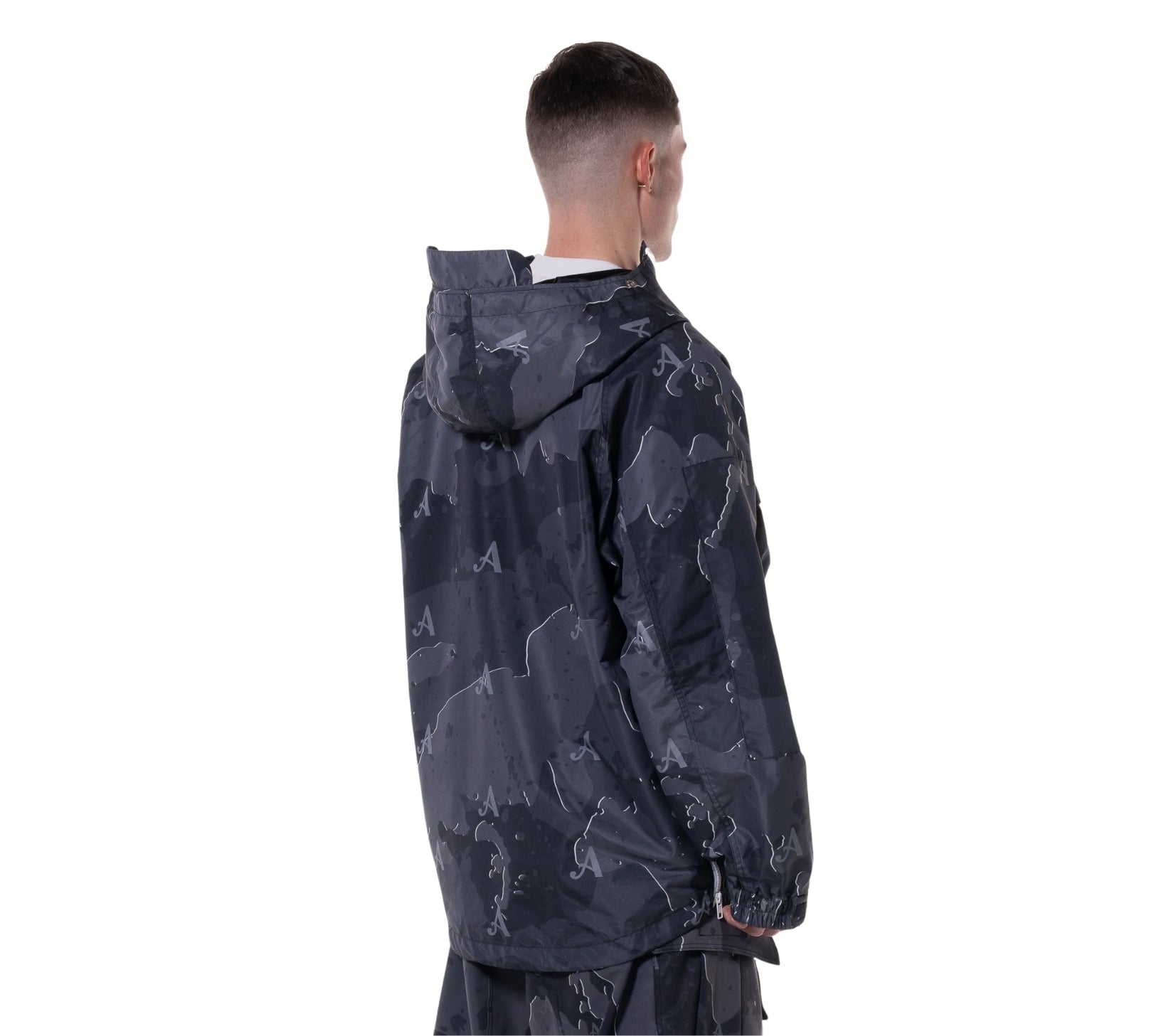 BLACK “MAKASI” CAMO JACKET