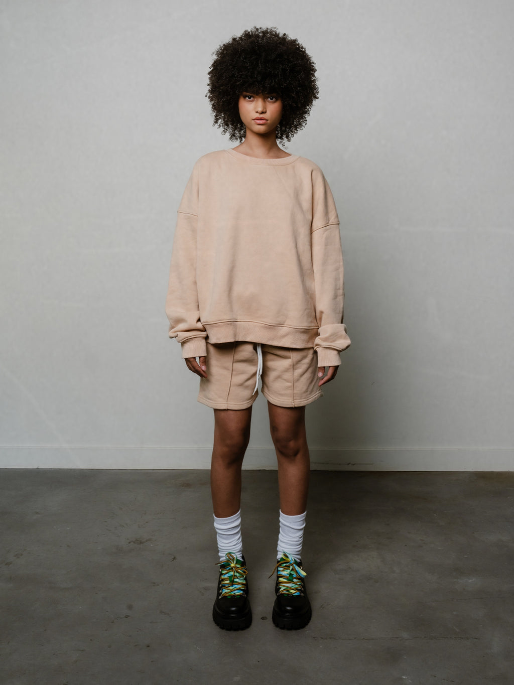 TOUSUNI BEIGE CREWNECK