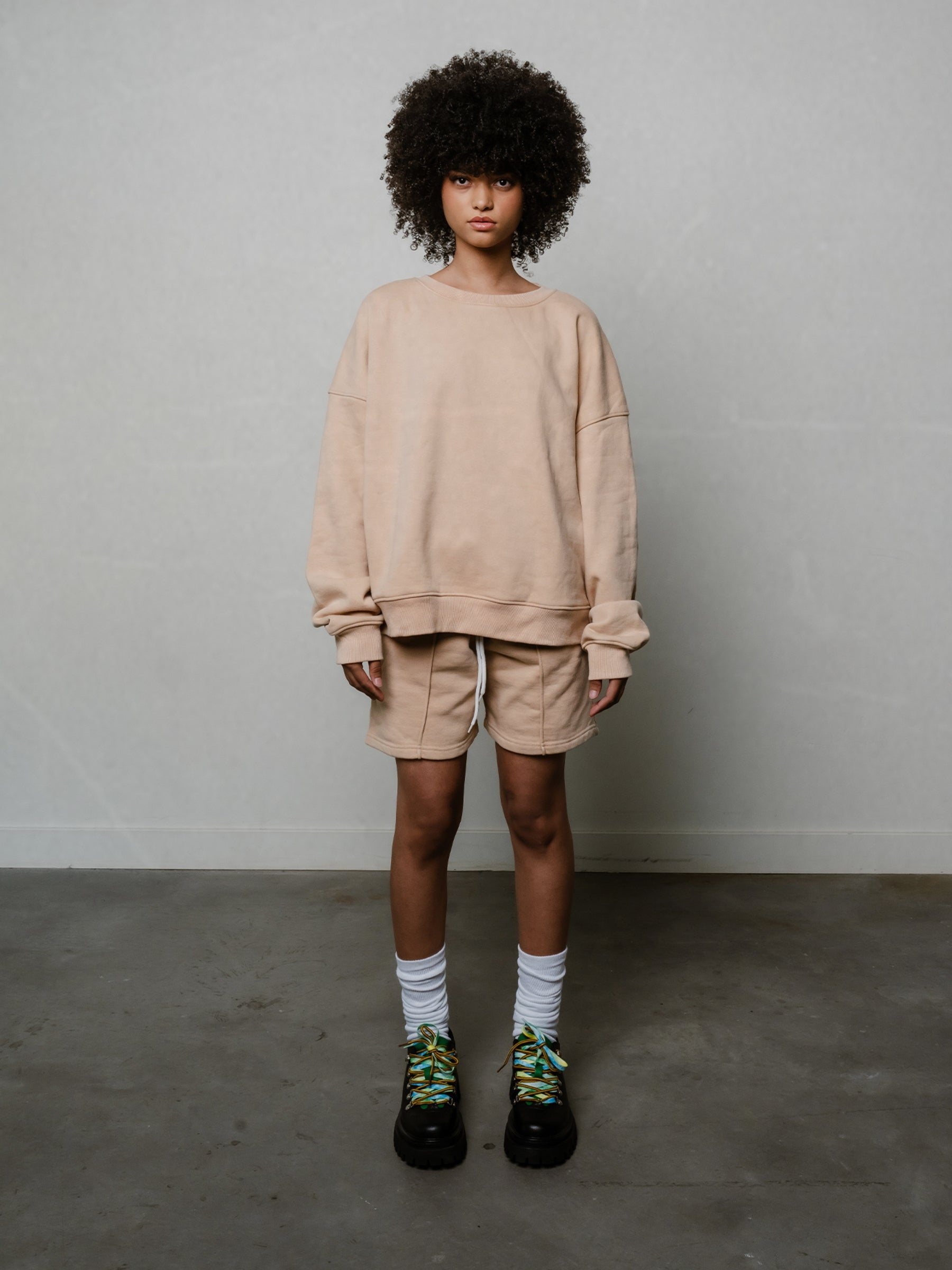 TOUSUNI BEIGE CREWNECK