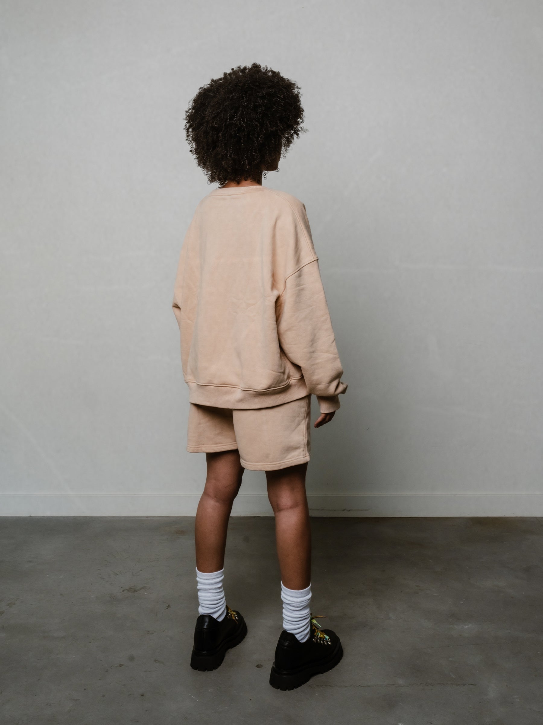 TOUSUNI BEIGE CREWNECK