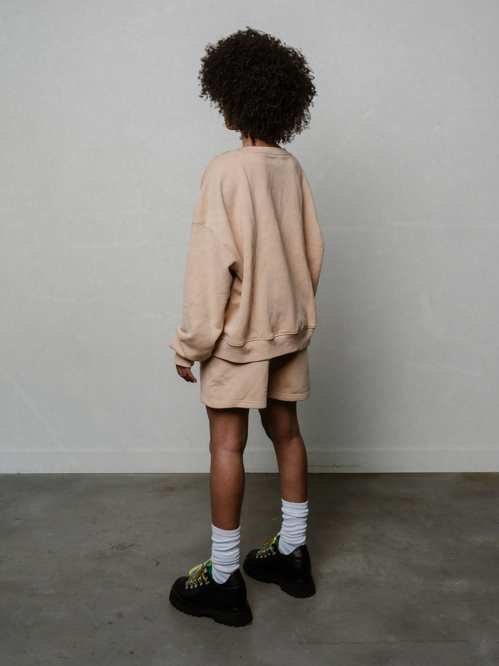 TOUSUNI BEIGE CREWNECK
