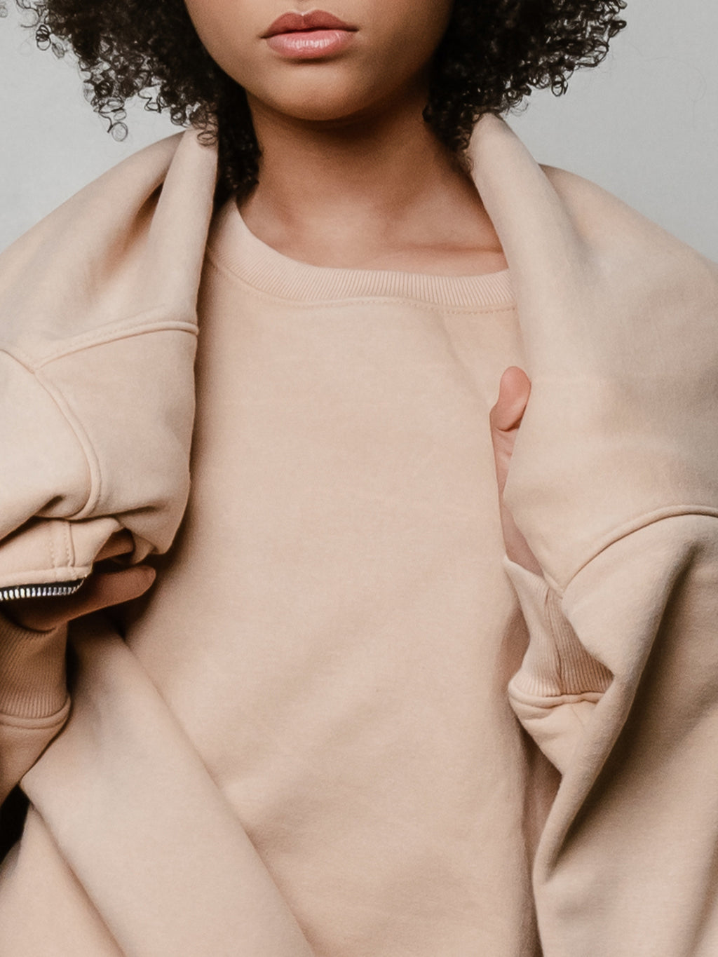 TOUSUNI BEIGE HOODIE