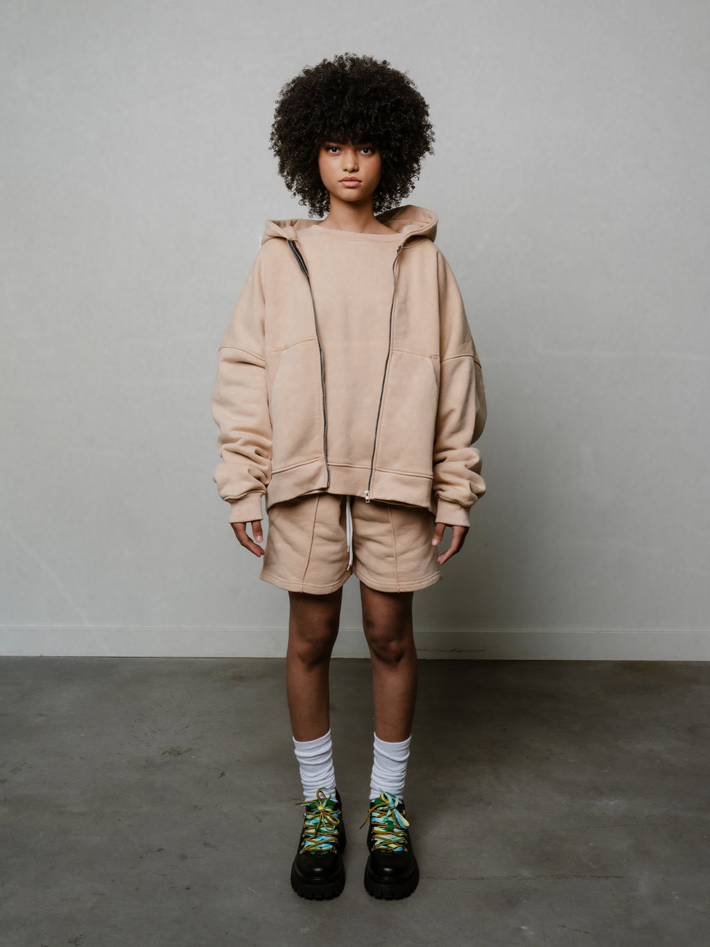 TOUSUNI BEIGE HOODIE