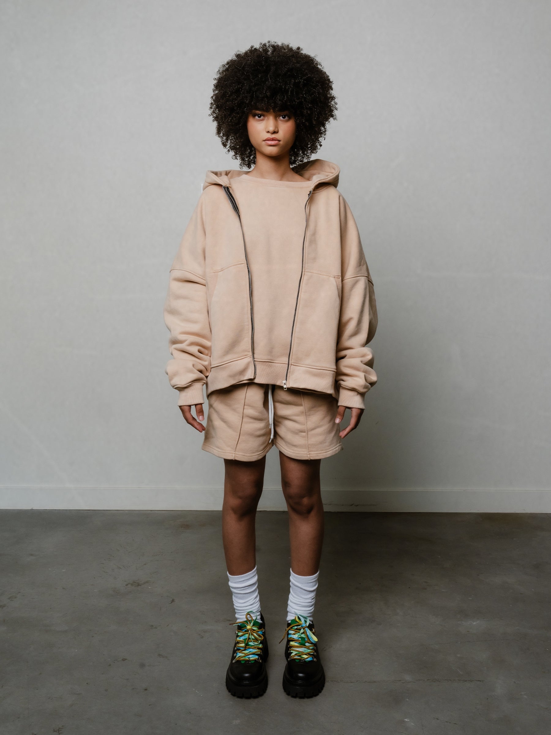 TOUSUNI BEIGE HOODIE