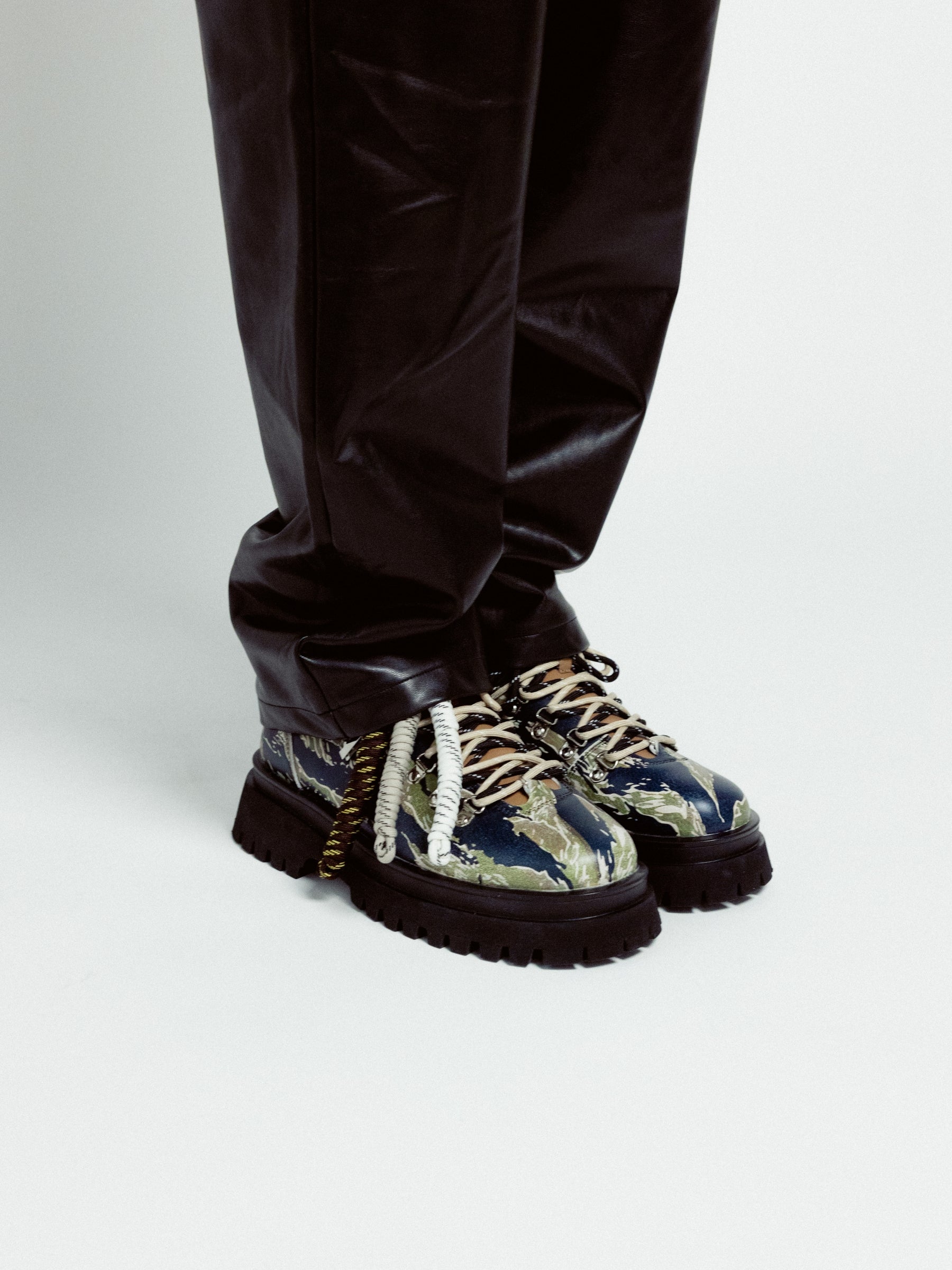 CAMO "LIPUTA" HIGH