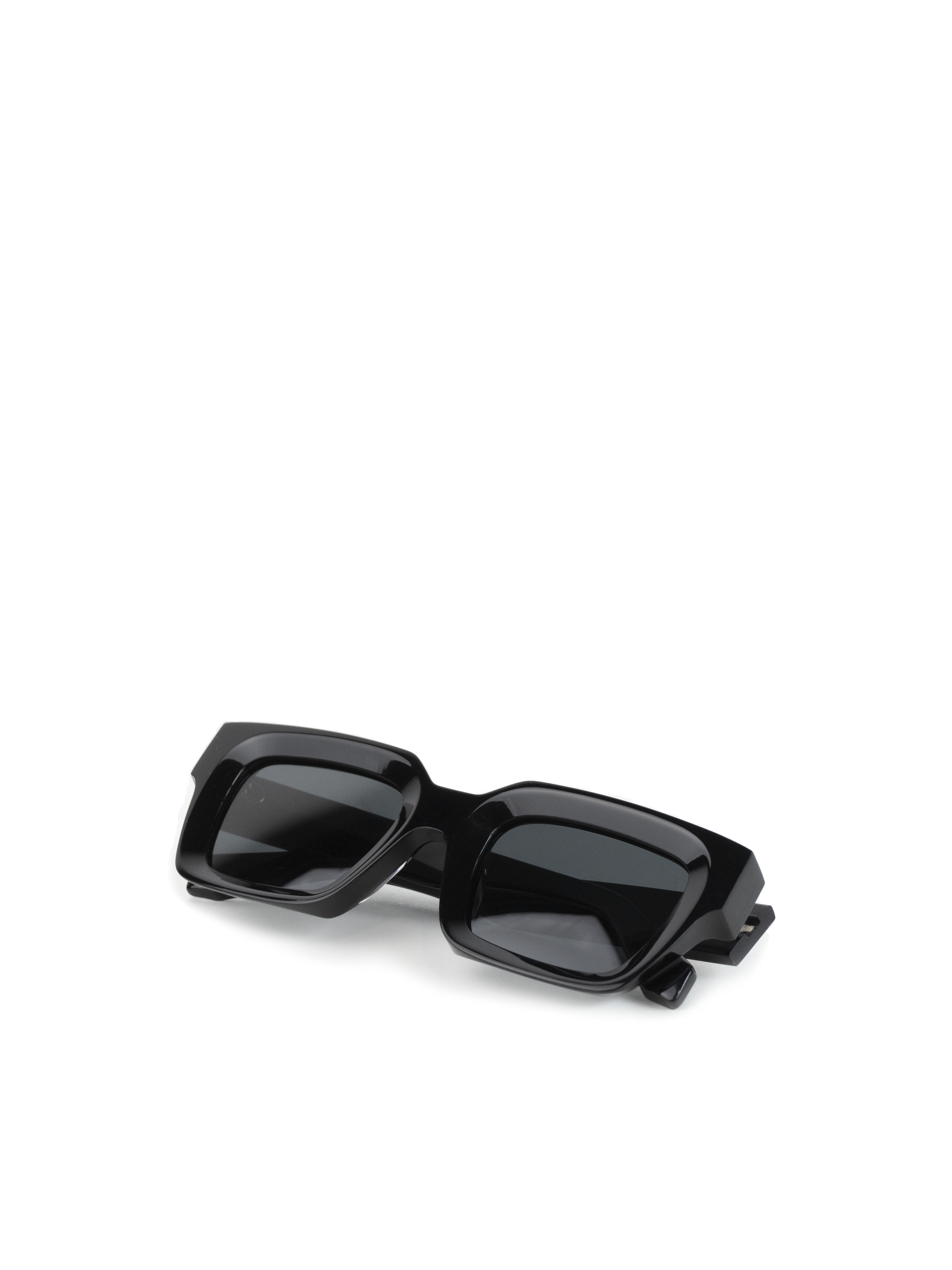 "Liso" Black Sunglasses